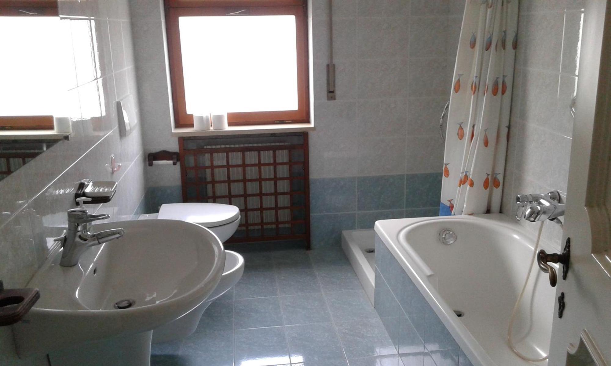Easyroom Piovene Rocchette מראה חיצוני תמונה